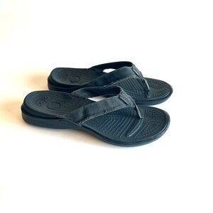 Men’s Crocs Black Canvas Rubber Flip Flops size 8